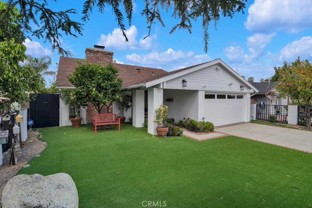 6305 Crebs Property Photo 5
