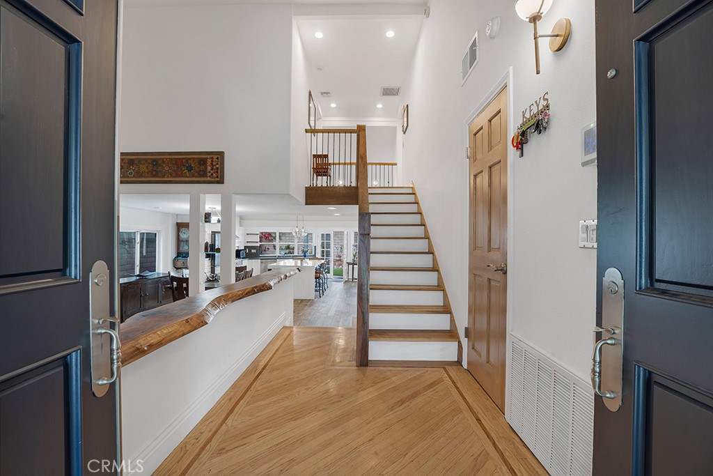 6305 Crebs Property Photo 9