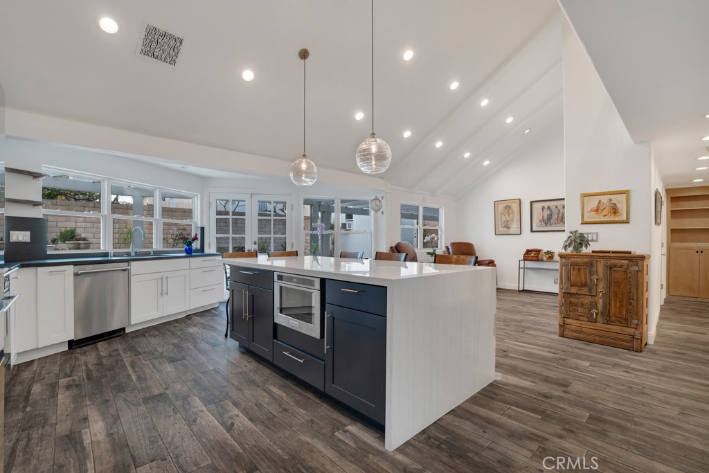 6305 Crebs Property Photo 10