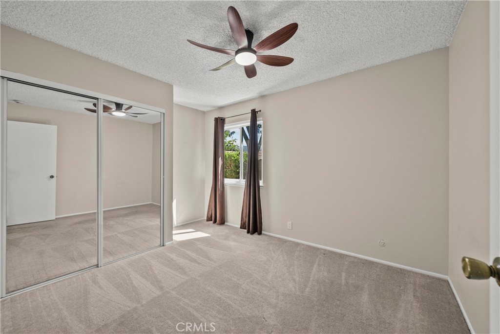 5695 Bloomfield Property Photo 18
