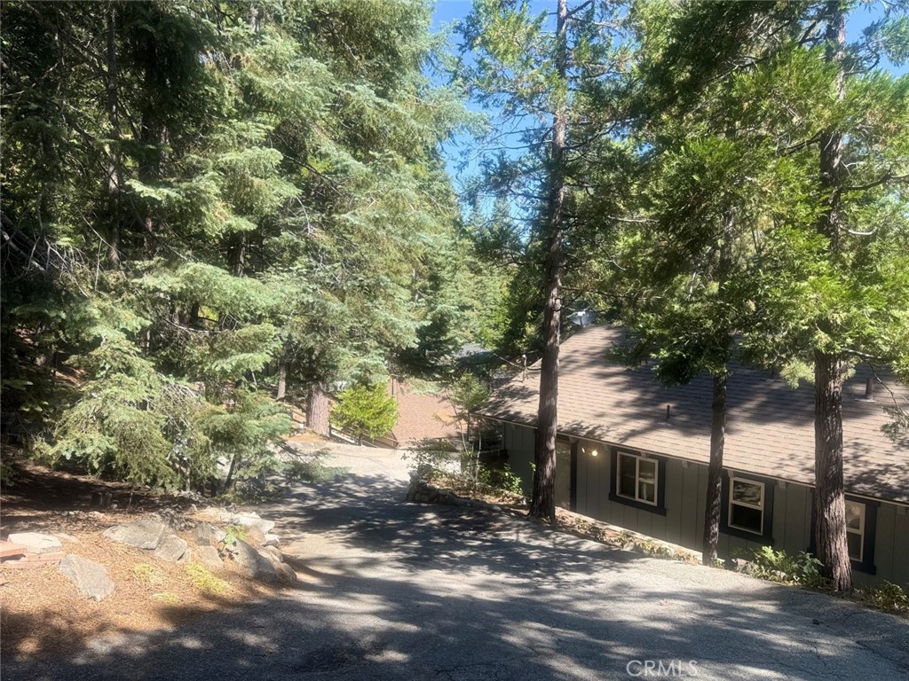 26578 Lake Forest Drive Property Photo 1