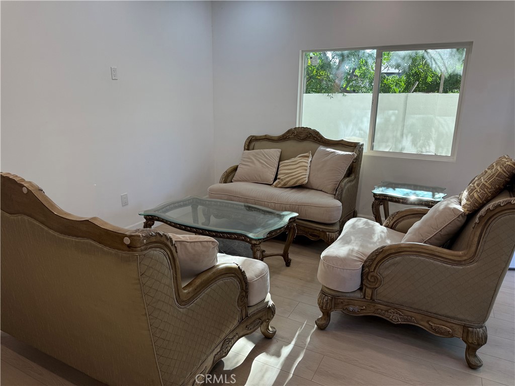 7035 Rhea Property Photo 5