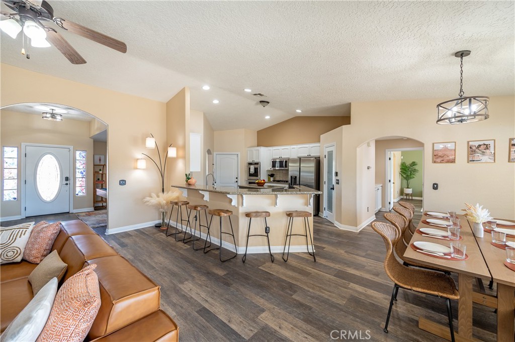 6366 Murrieta Property Photo 9