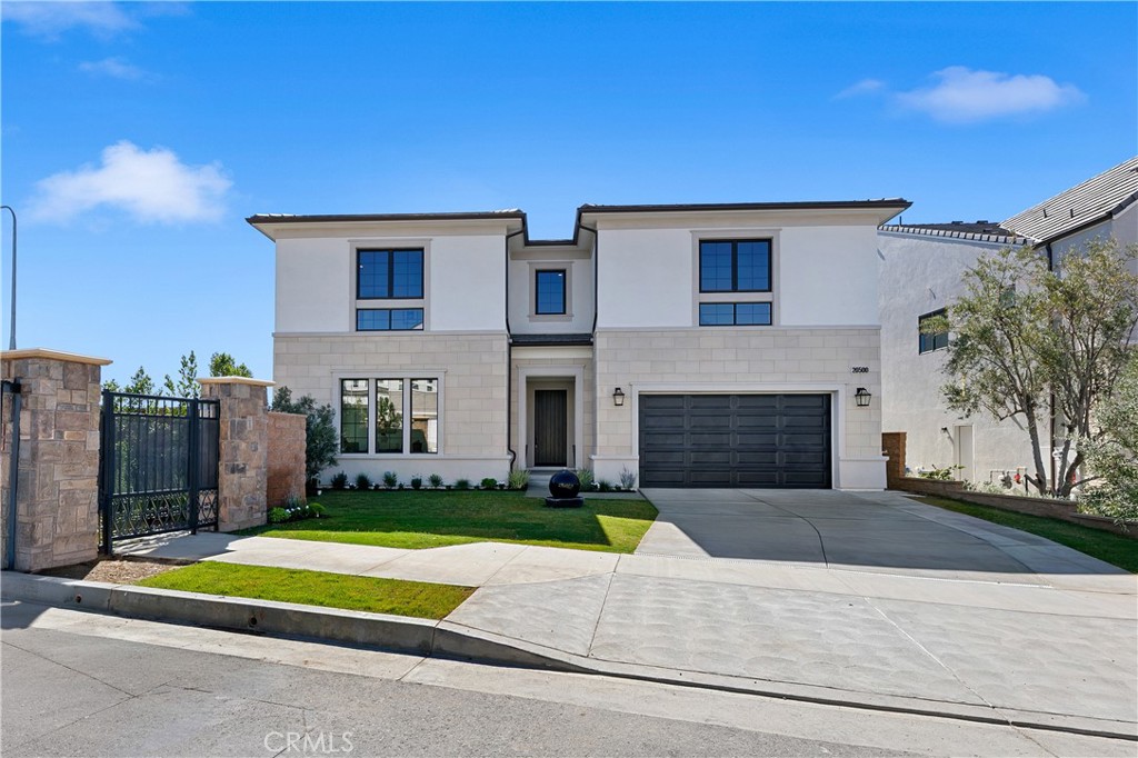 20500 Edgewood Court Property Photo