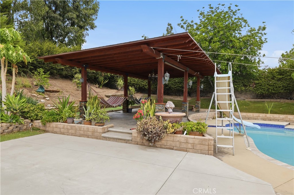 19701 Lemarsh Street Property Photo 37