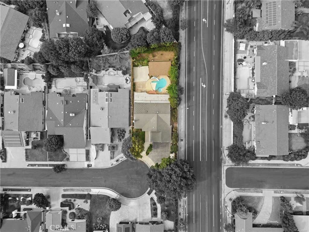 19701 Lemarsh Street Property Photo 43