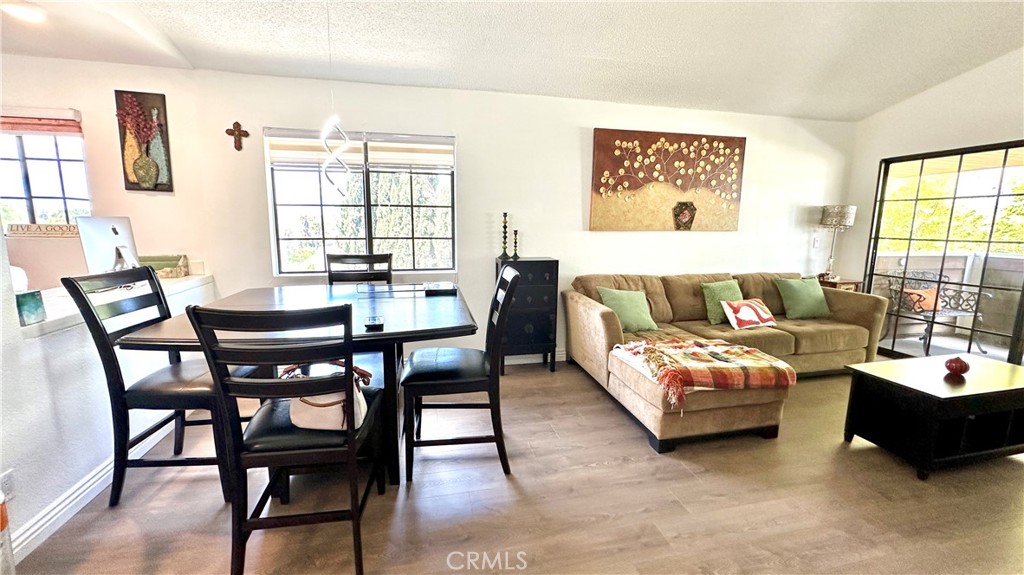 6545 Reseda Boulevard 24 Property Photo 12