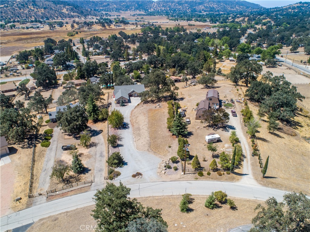 24181 Martingale Property Photo 31