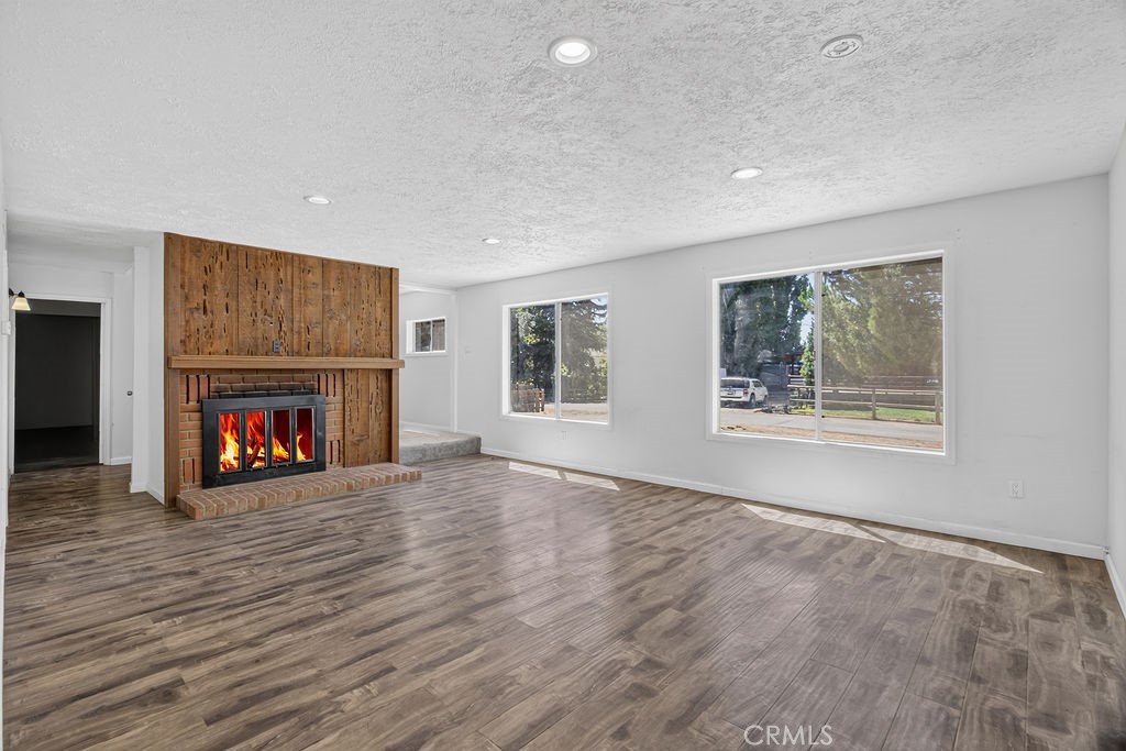 1112 Coldwater Property Photo 5