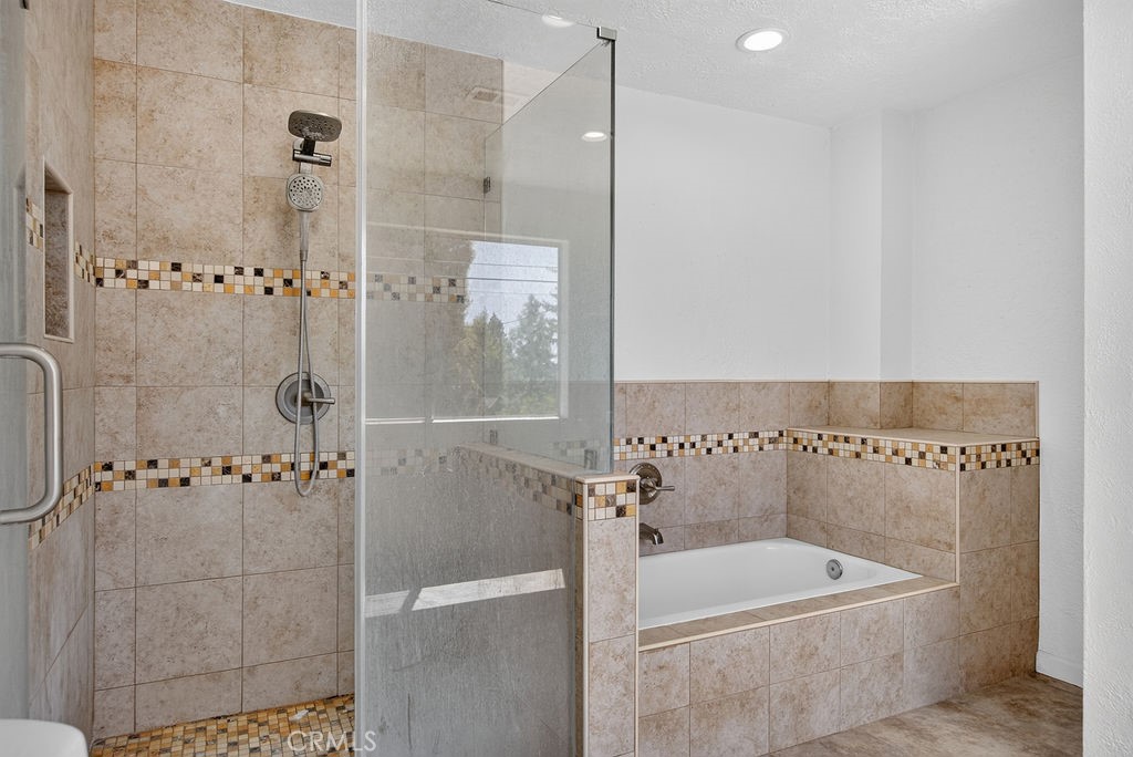 1112 Coldwater Property Photo 22
