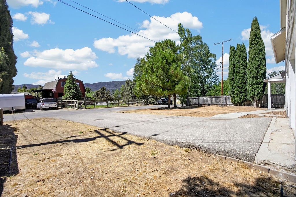 1112 Coldwater Property Photo 34