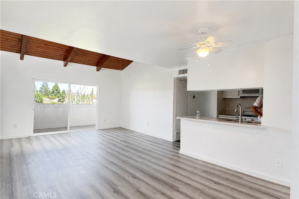 10331 Lindley 229 Property Photo 1