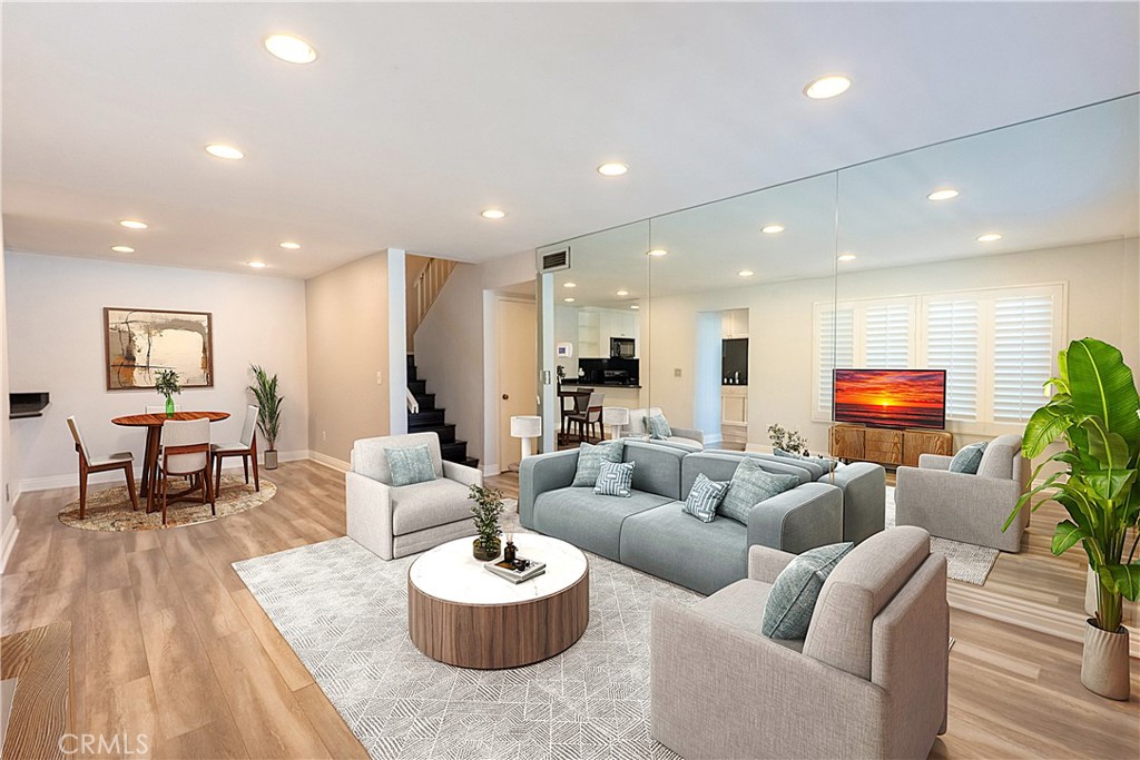 18502 Mayall B Property Photo 3
