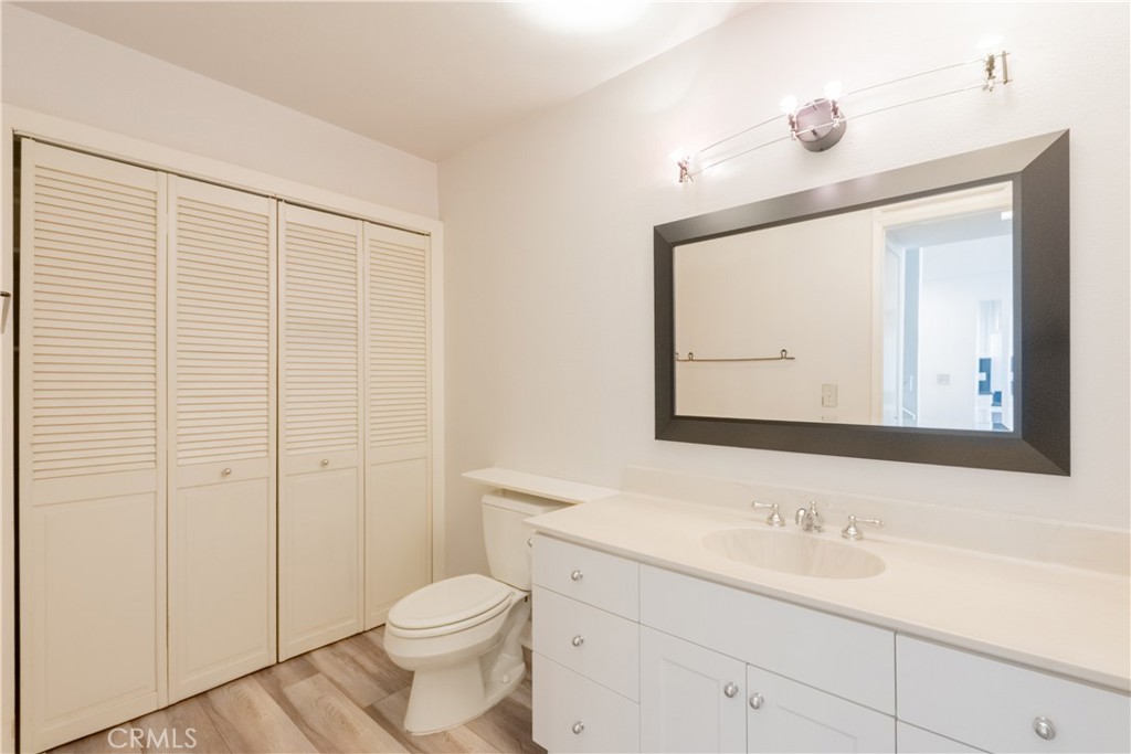 18502 Mayall B Property Photo 29