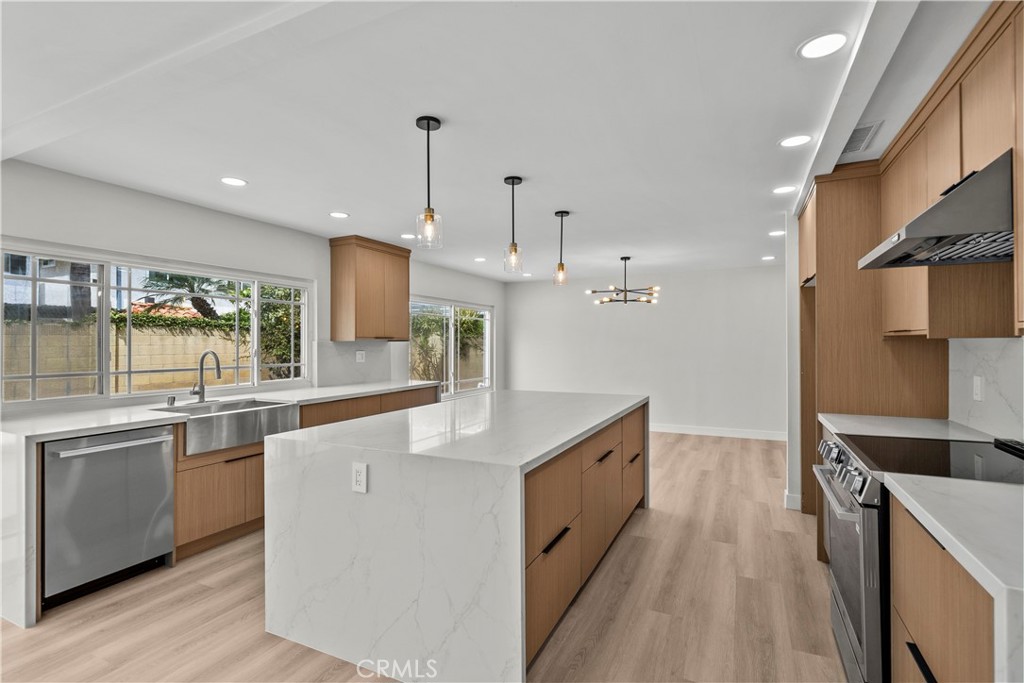 5437 Vista Fortuna Property Photo 8