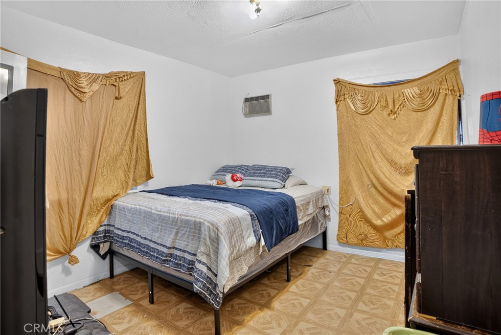 13303 Pierce Property Photo 21