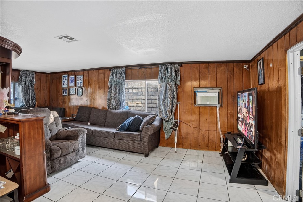 13303 Pierce Property Photo 24