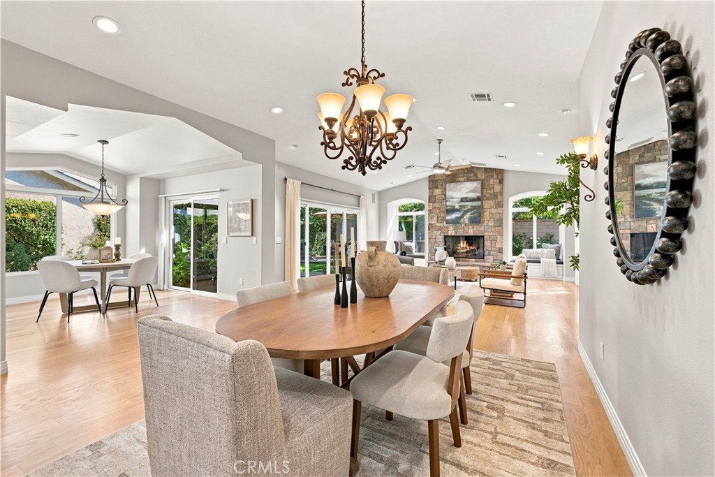 26172 Via Raza Property Photo 7