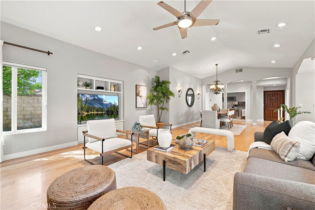26172 Via Raza Property Photo 18