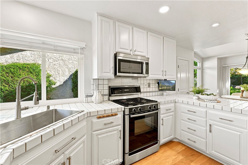 26172 Via Raza Property Photo 26