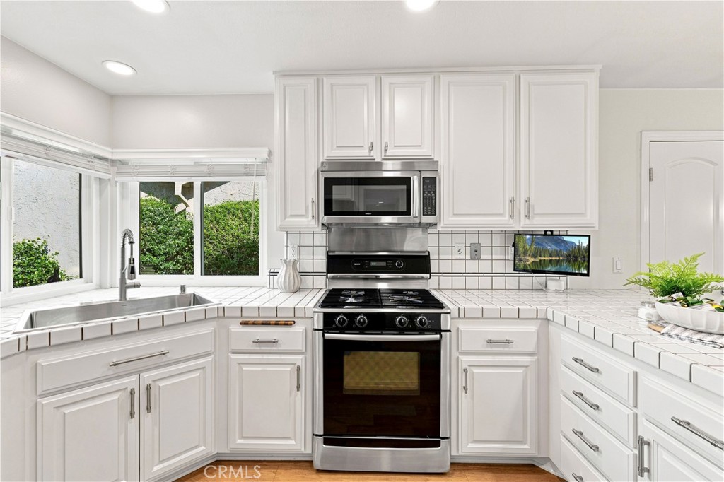 26172 Via Raza Property Photo 27