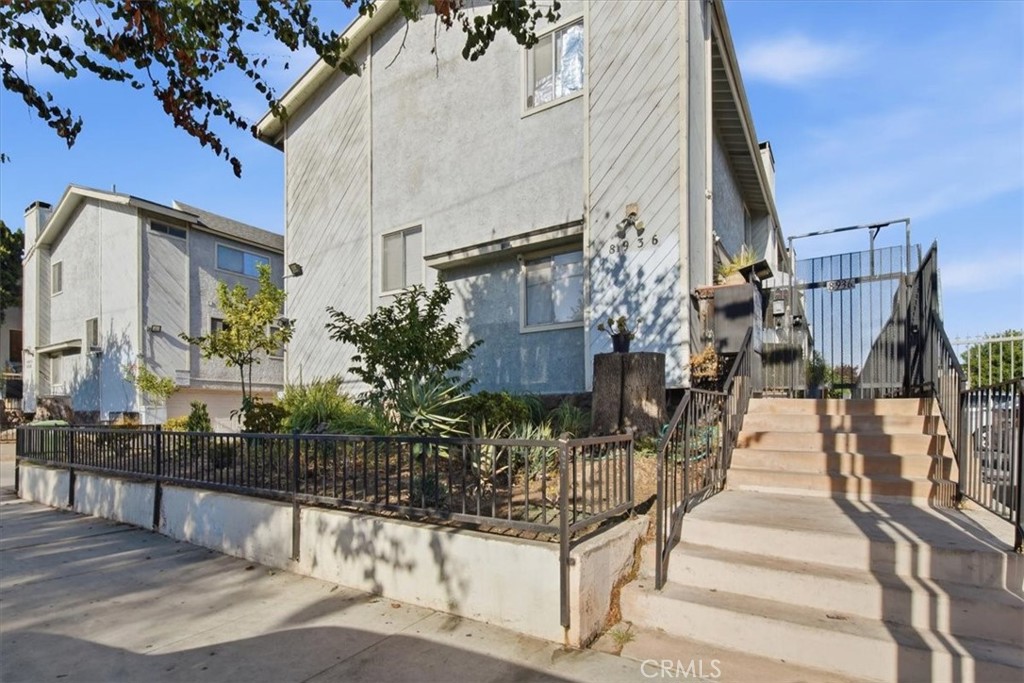 8936 Willis Ave 11 Property Photo 1