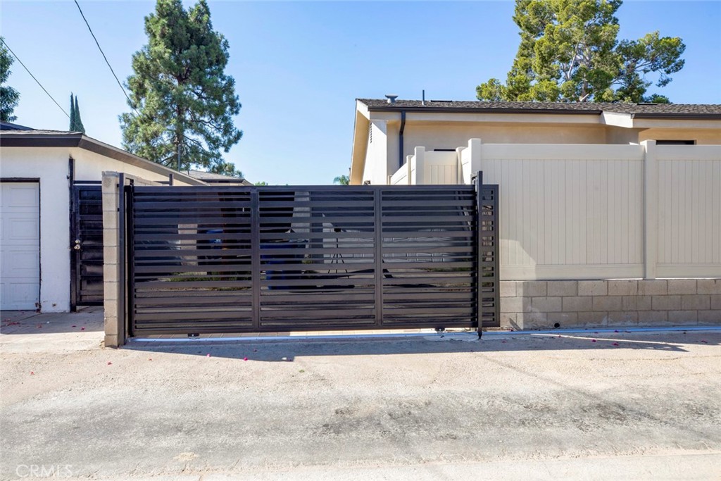 16859 Chatsworth Street Property Photo 1