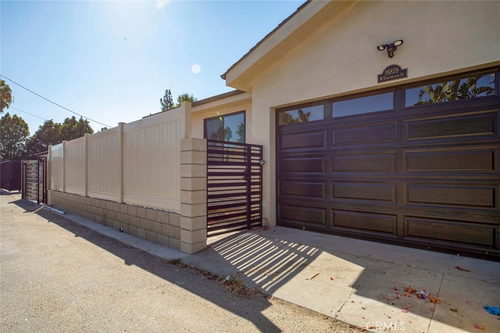 16859 Chatsworth Street Property Photo 4