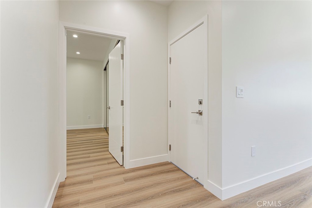 16859 Chatsworth Street Property Photo 20