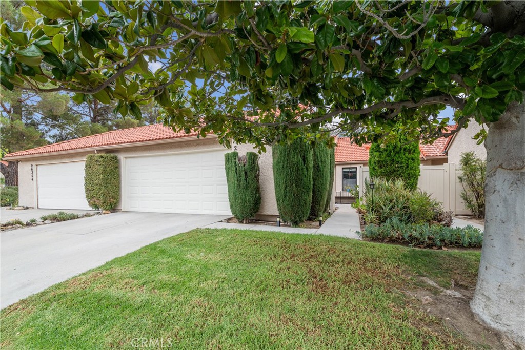 26352 Rainbow Glen Property Photo 1