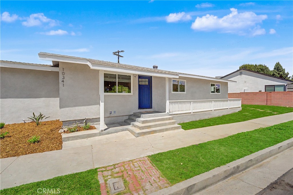 10341 Blucher Property Photo 4