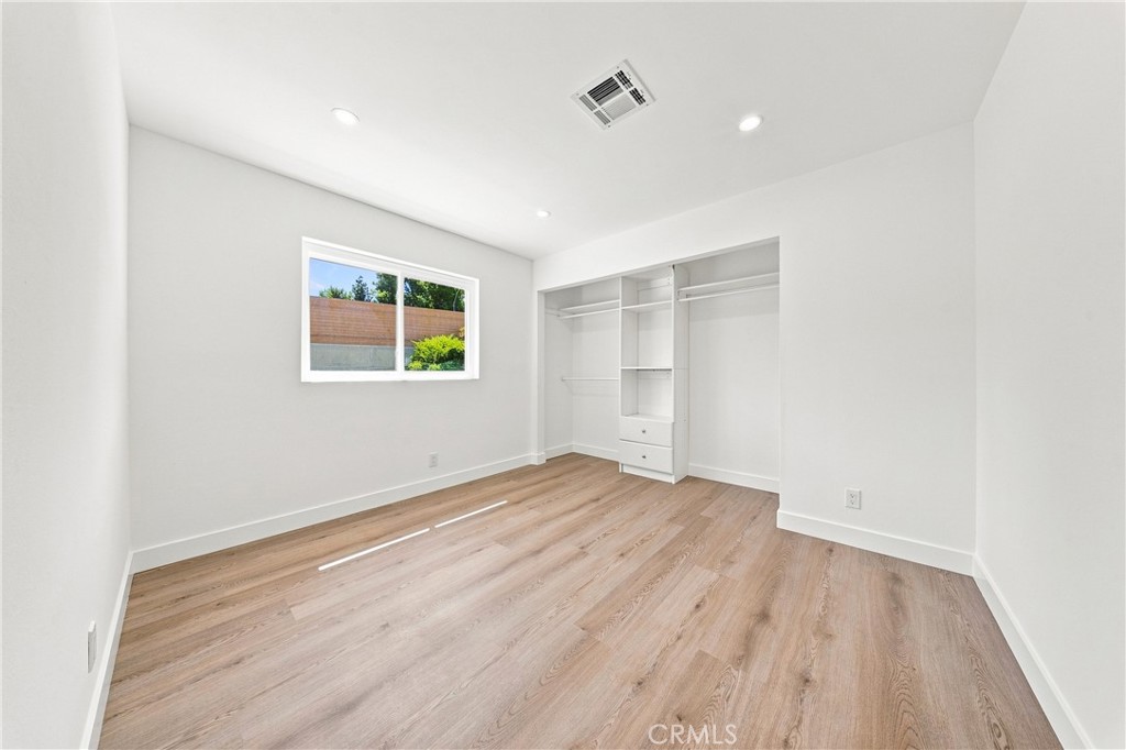 10341 Blucher Property Photo 26