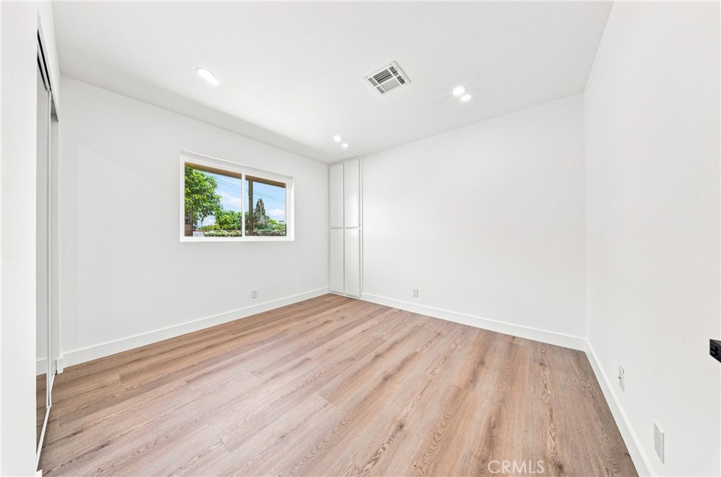 10341 Blucher Property Photo 27