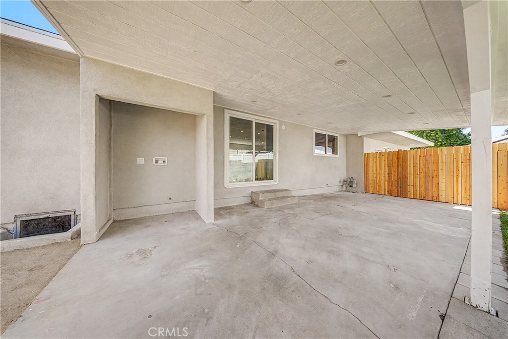 10341 Blucher Property Photo 31