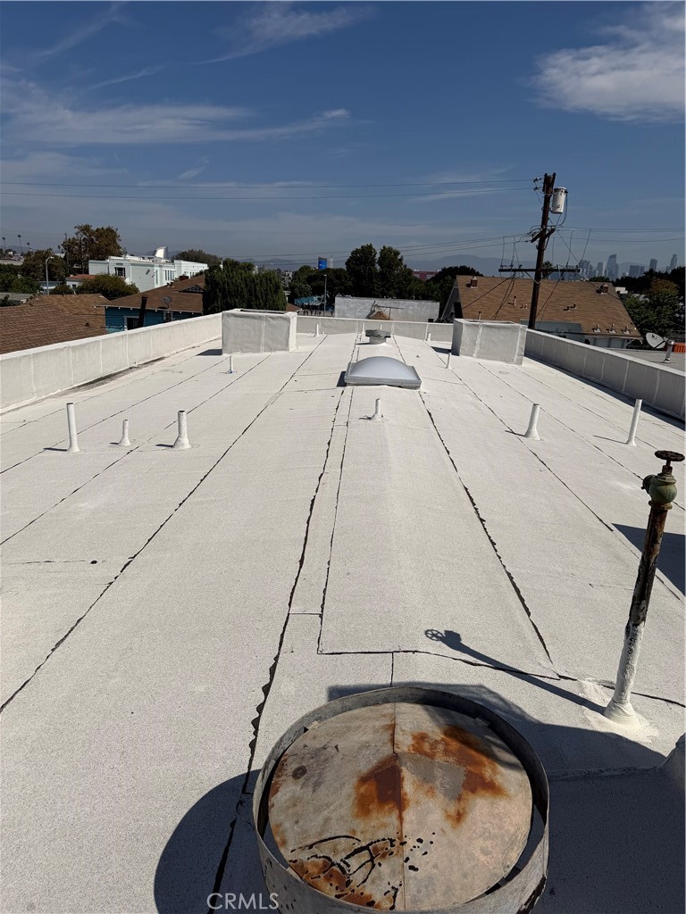 331 W 45th Street Property Photo 2