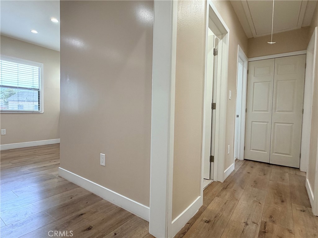 10971 Roscoe Property Photo 7