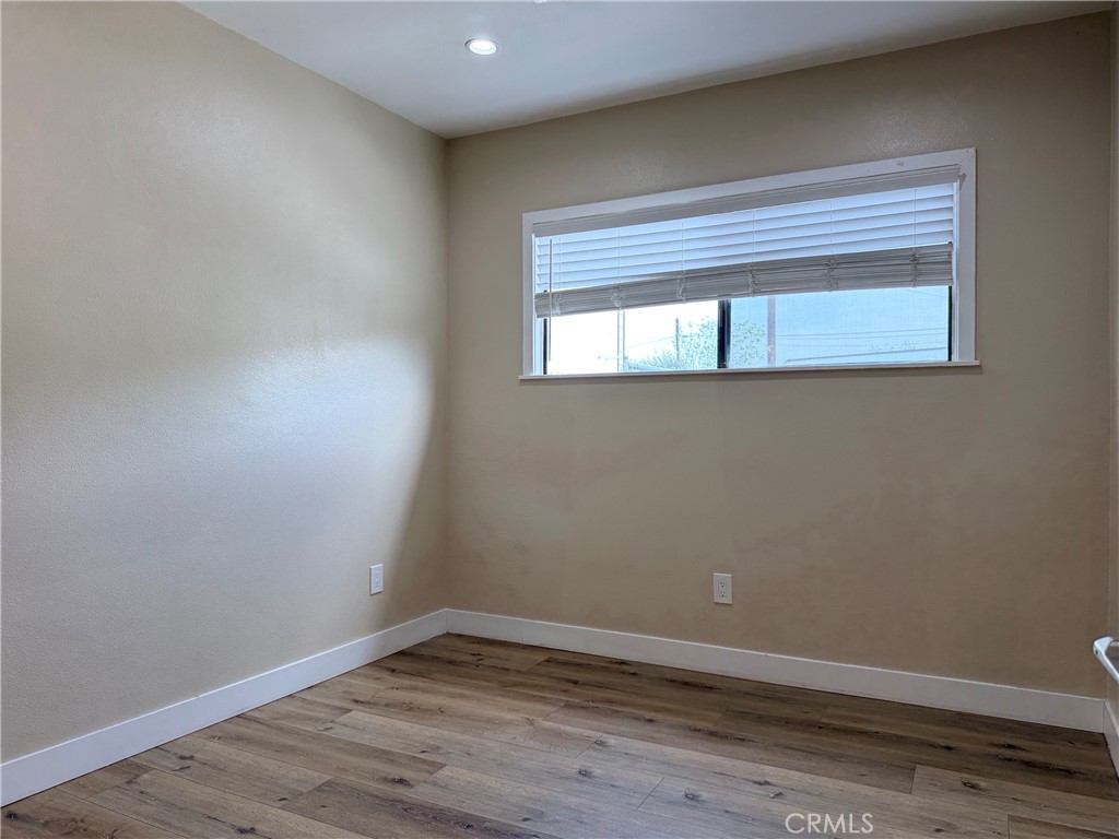 10971 Roscoe Property Photo 9