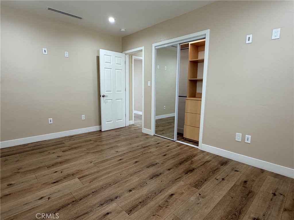 10971 Roscoe Property Photo 16