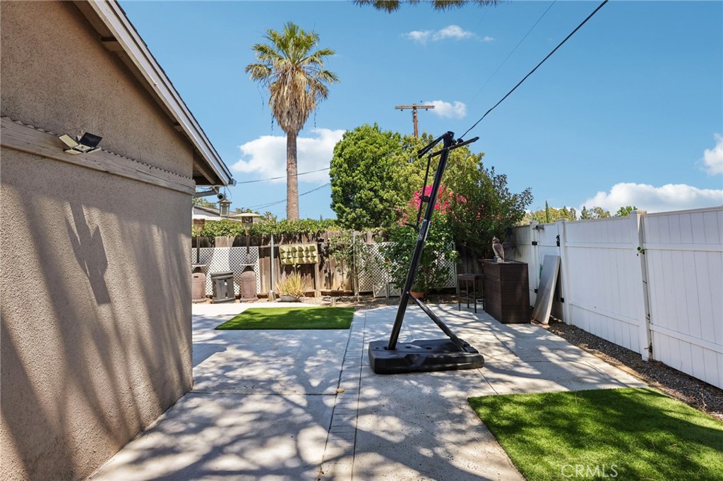 6616 Yolanda Avenue Property Photo 36