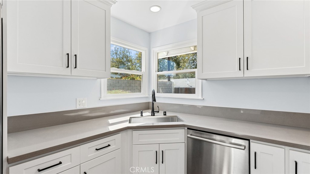 4130 Angela Property Photo 10