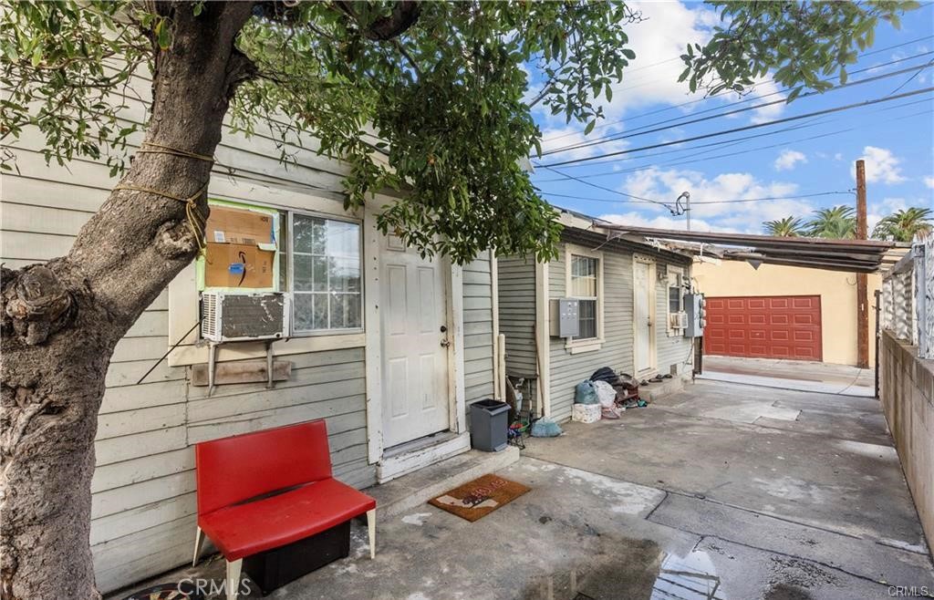 833 Pepper Way Property Photo 1
