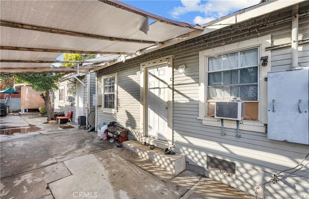 833 Pepper Way Property Photo 14