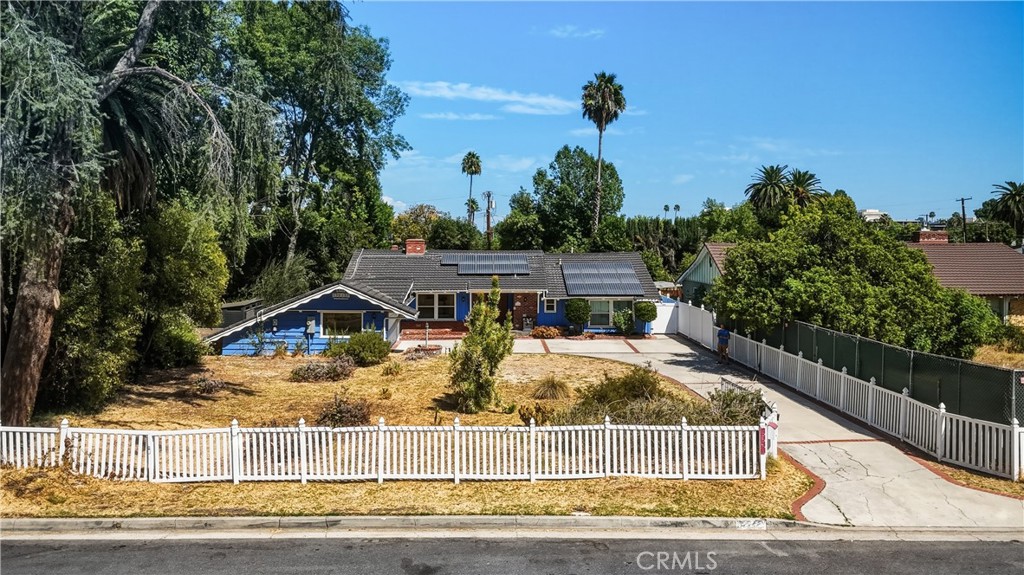 6546 Shoup Avenue Property Photo 1