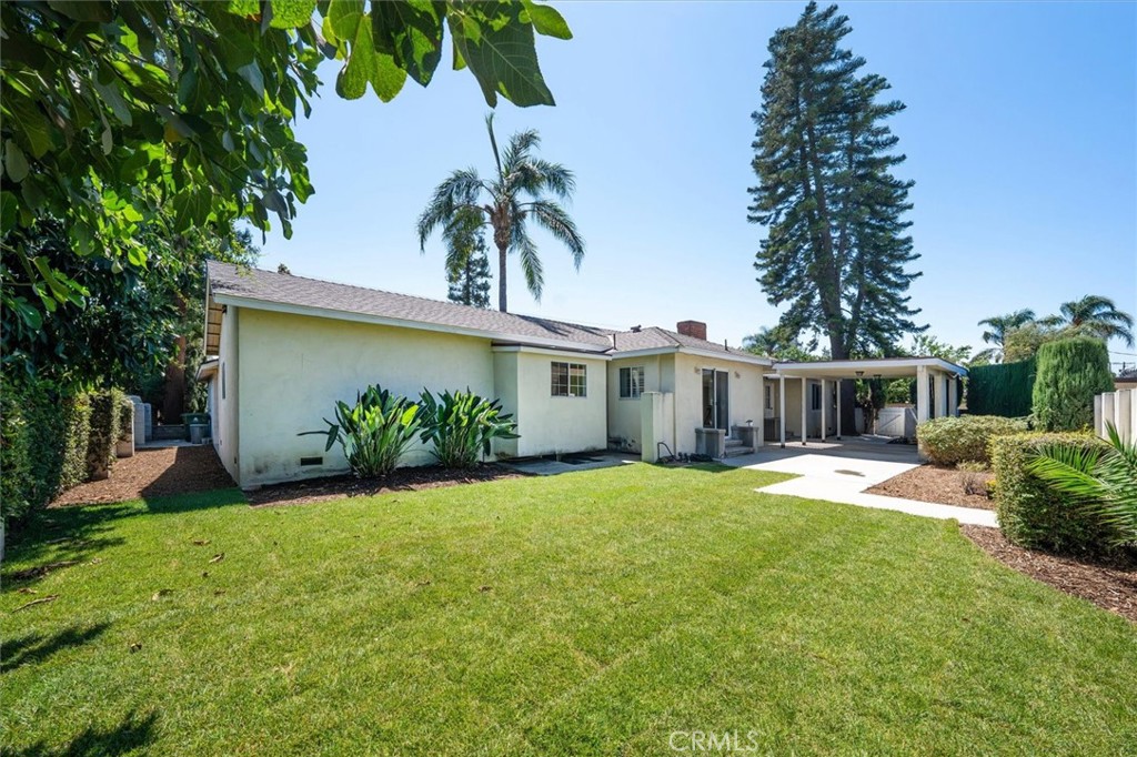 16017 Parthenia Property Photo 24
