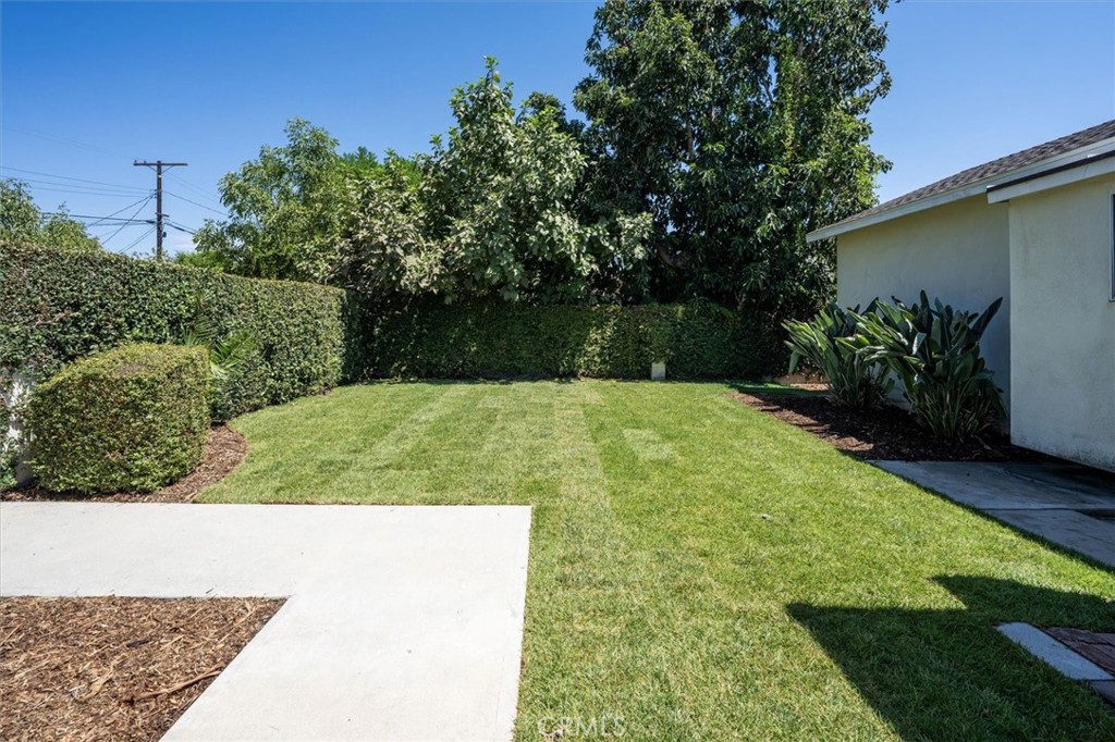 16017 Parthenia Property Photo 29