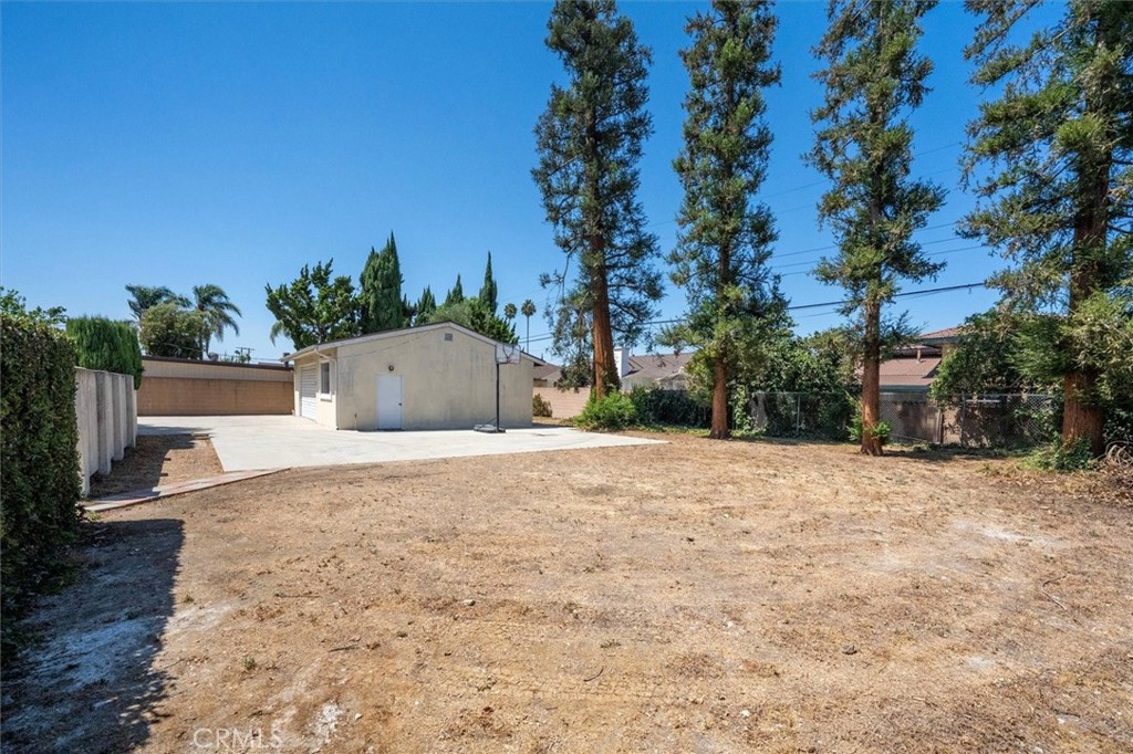 16017 Parthenia Property Photo 37