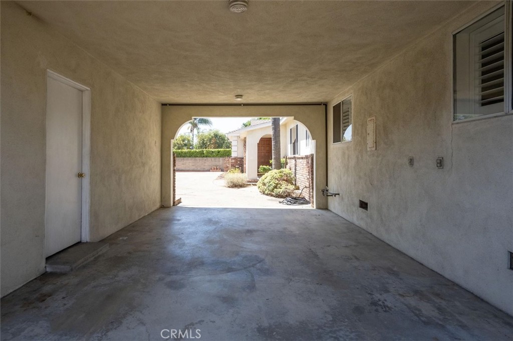 16017 Parthenia Property Photo 39