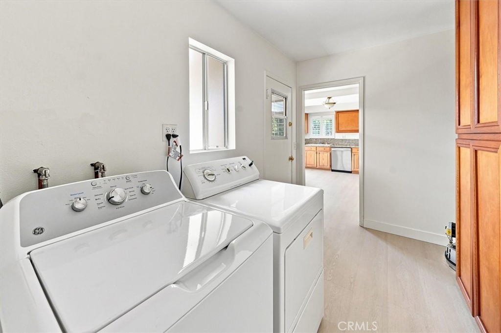 16017 Parthenia Property Photo 46