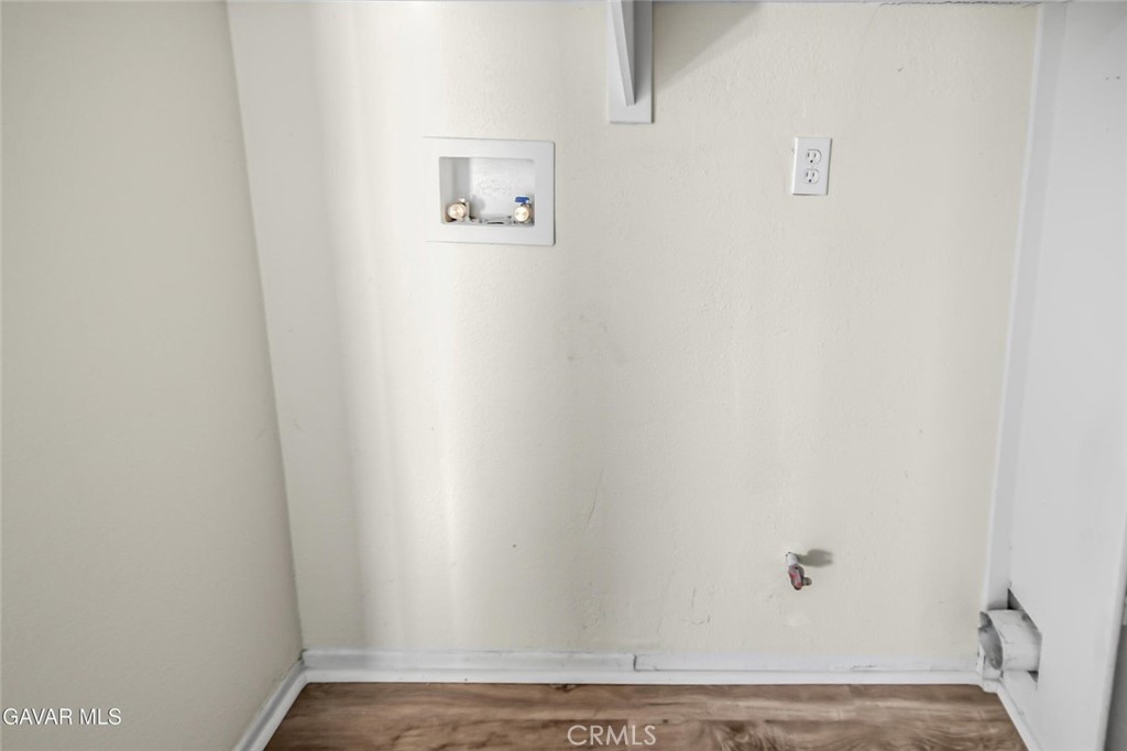 2116 Knollwood Court Court Property Photo 17