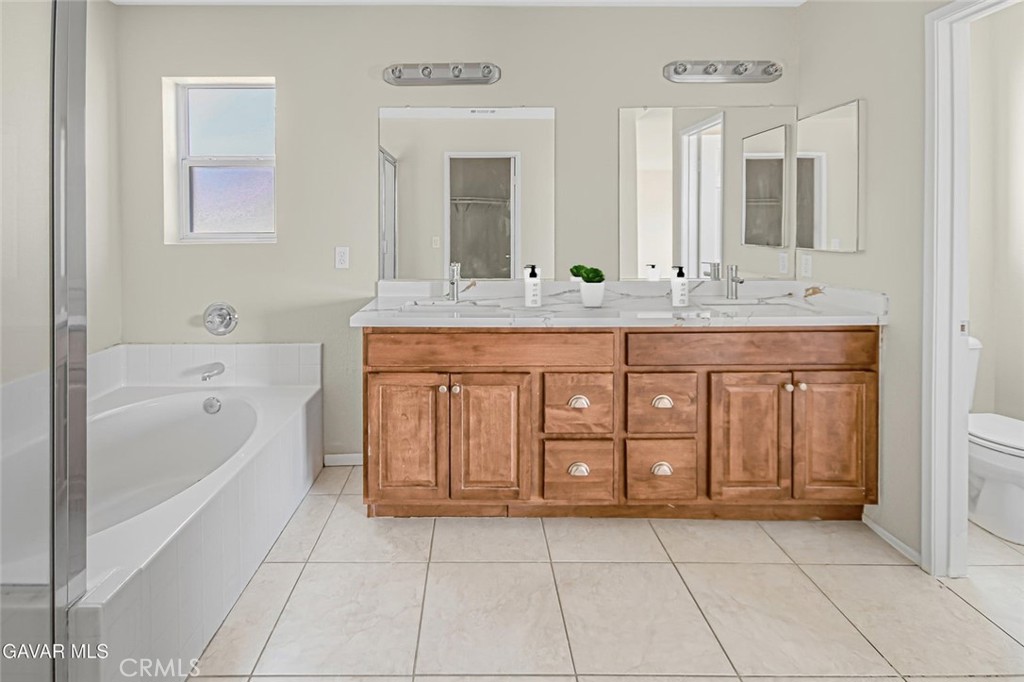 2116 Knollwood Court Court Property Photo 28